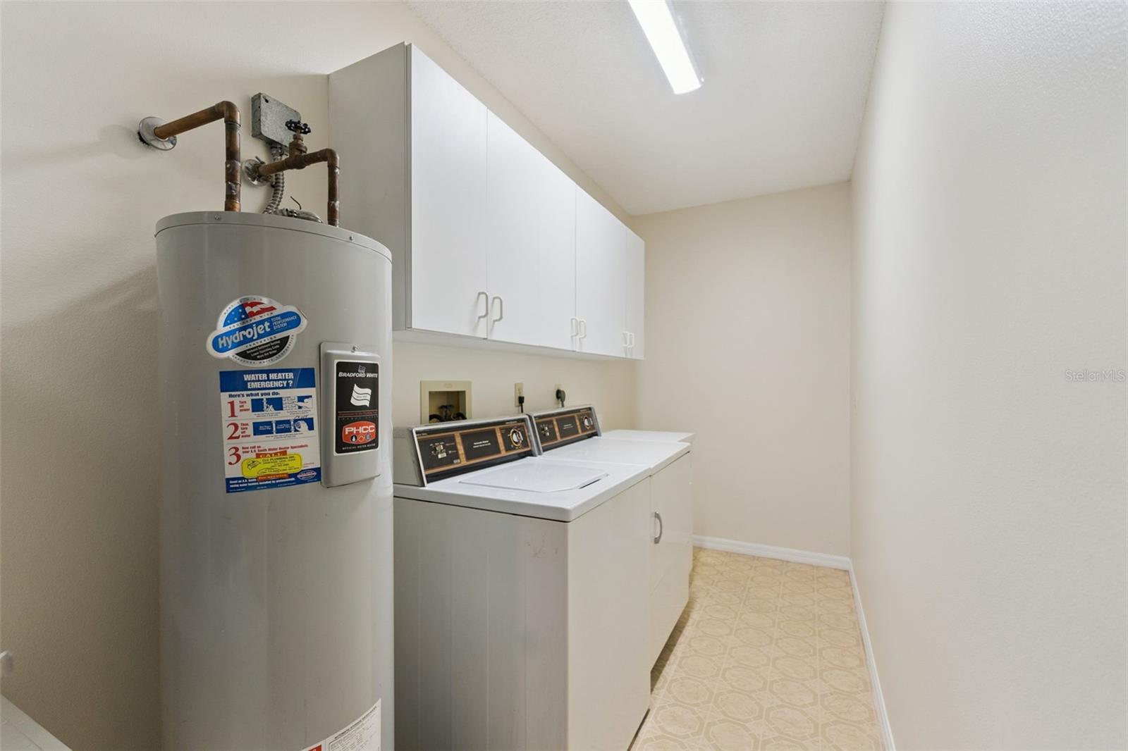 BRANDYWINE VILLAGE CONDO - Residential