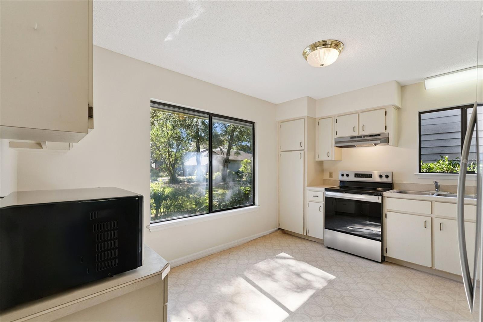 BRANDYWINE VILLAGE CONDO - Residential