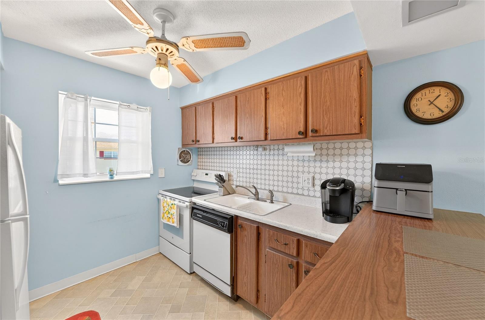 SILVER PINES GOLF VILLAGE CONDO - Residential