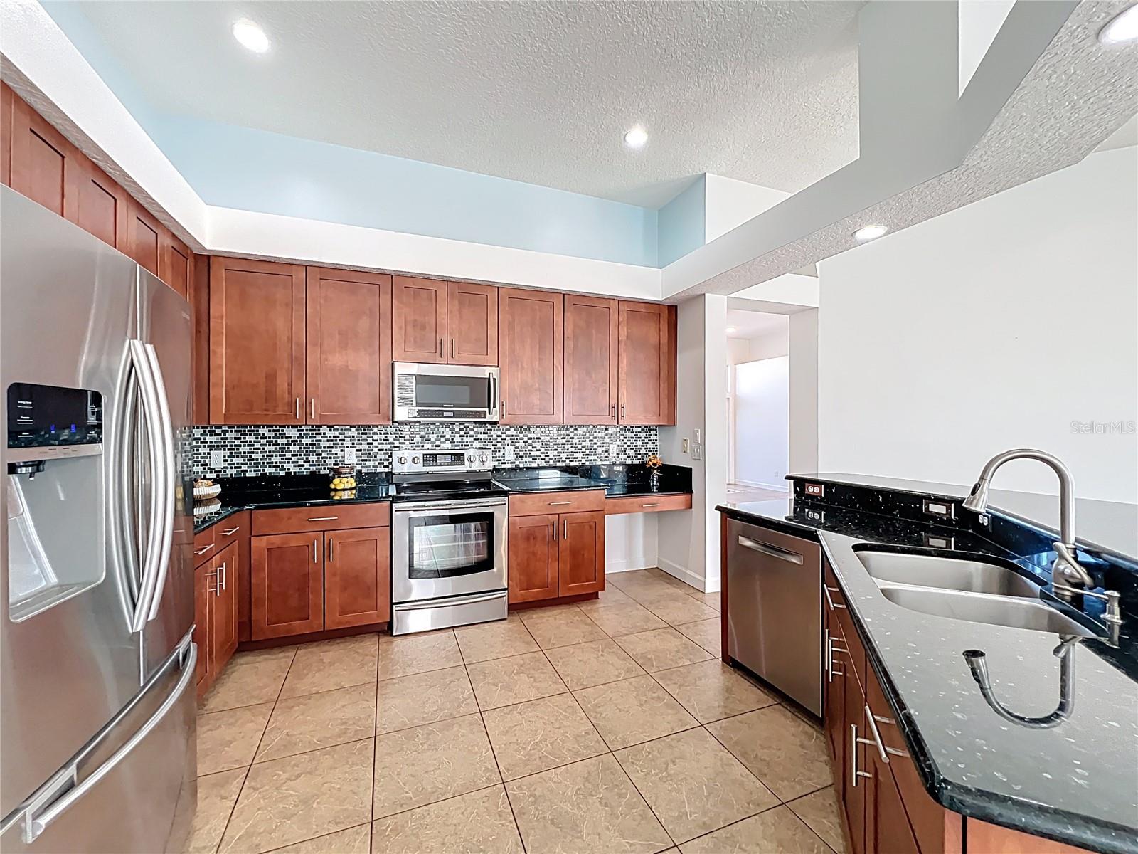 REDBRIDGE AT CARILLON - Residential