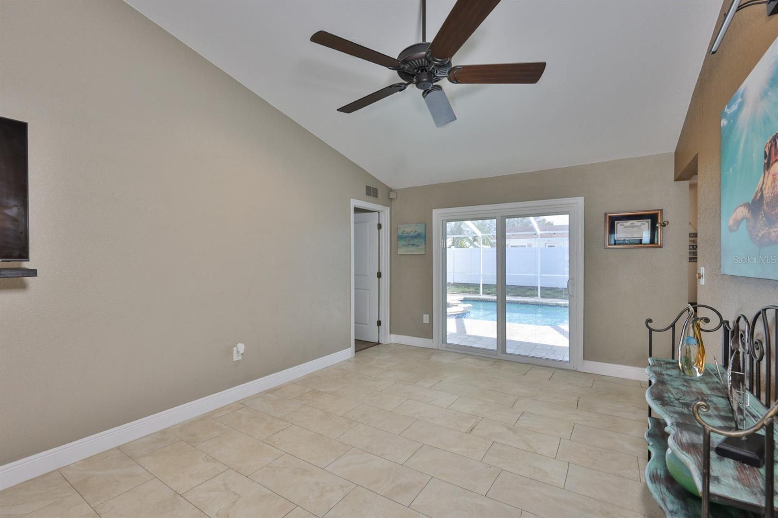 OAKHURST TRAILS - Residential