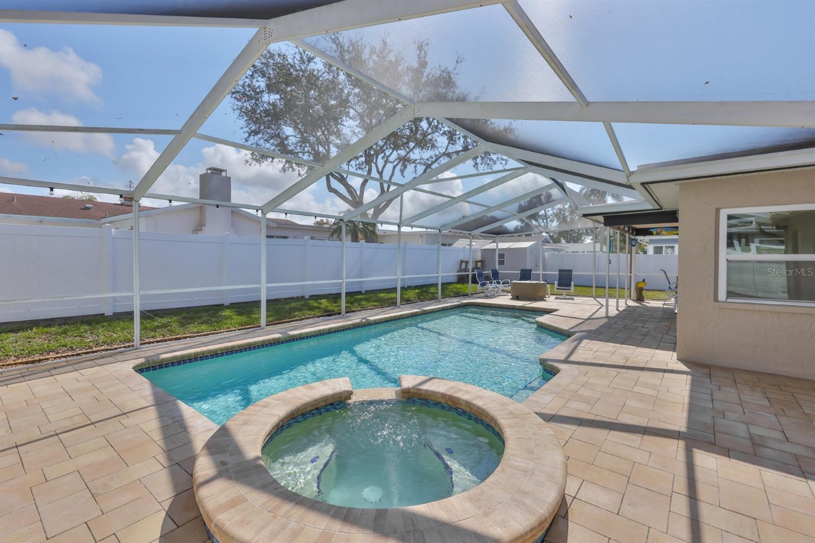 OAKHURST TRAILS - Residential