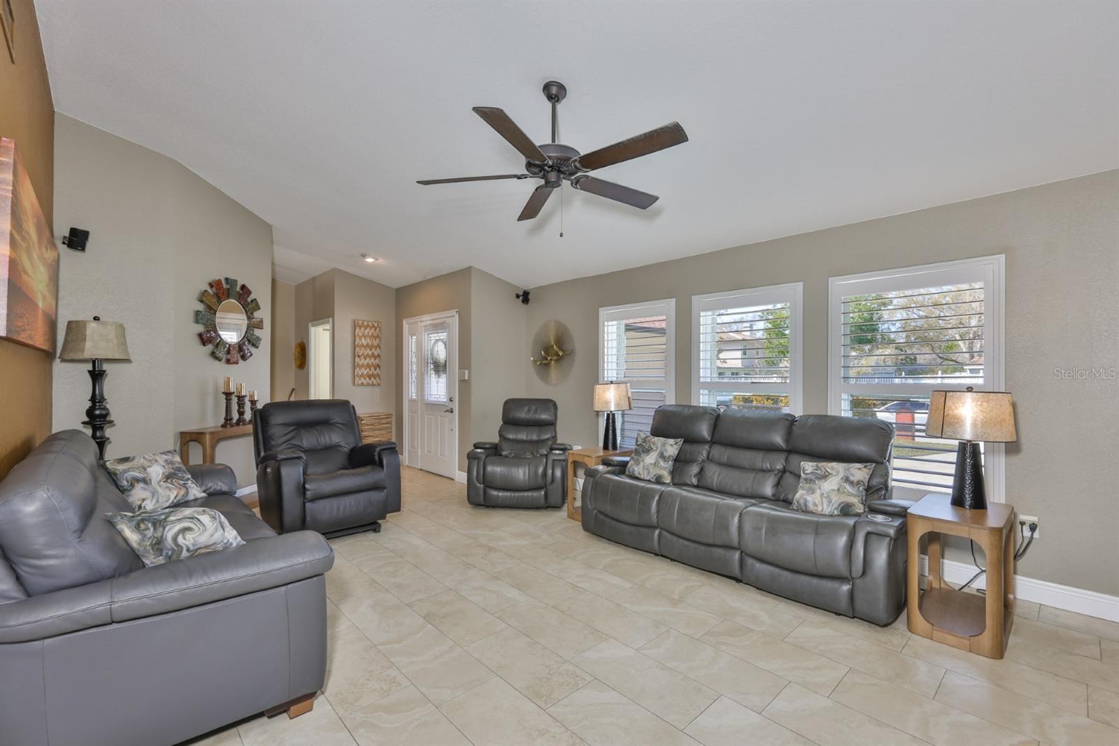 OAKHURST TRAILS - Residential