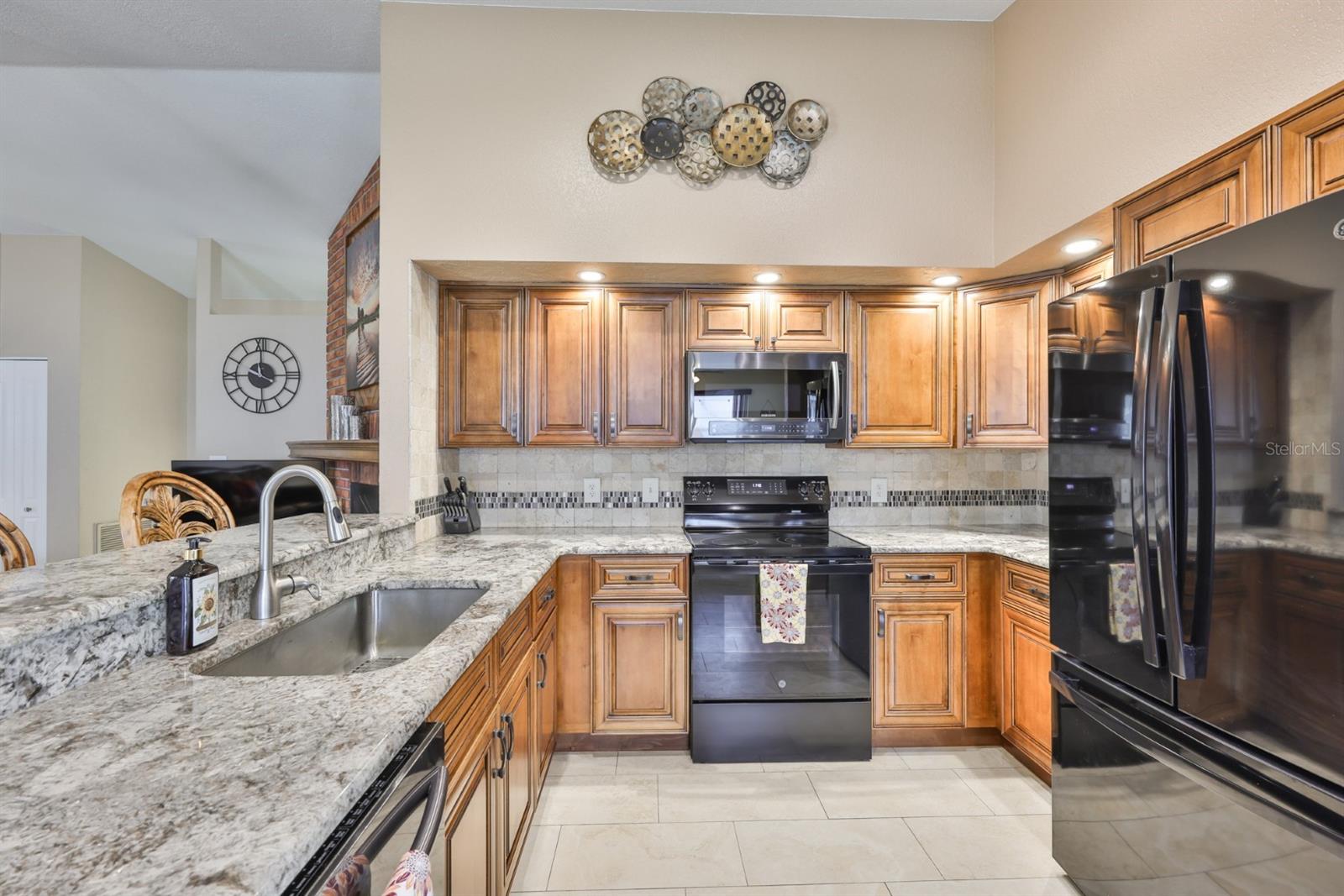 OAKHURST TRAILS - Residential