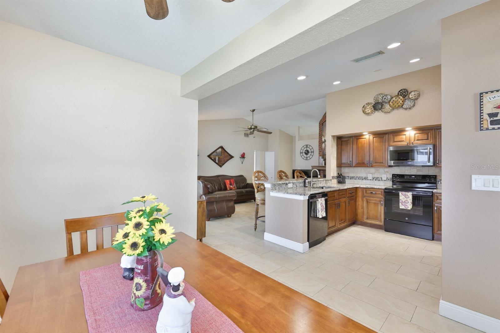 OAKHURST TRAILS - Residential