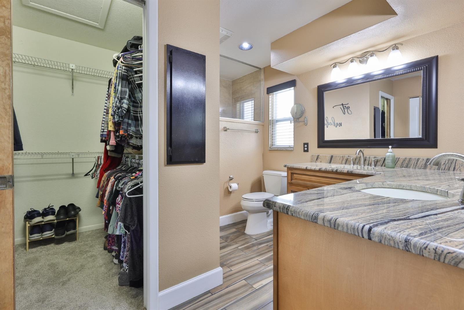 OAKHURST TRAILS - Residential