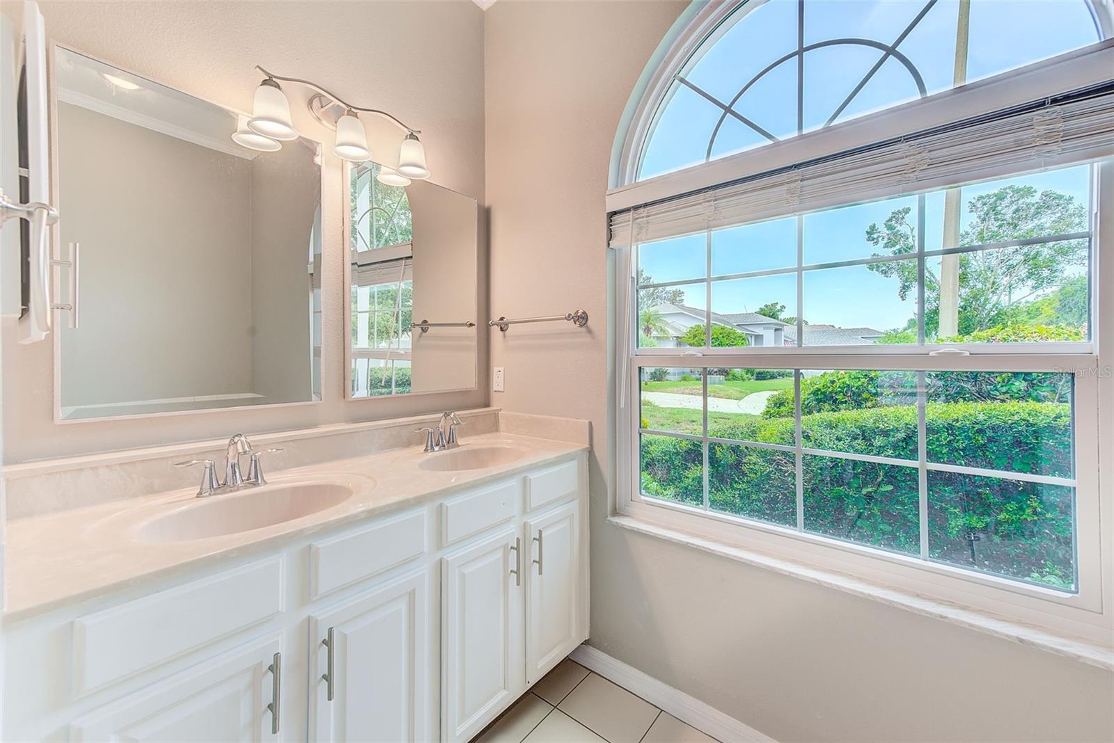 OAKHURST RUN SUB - Residential