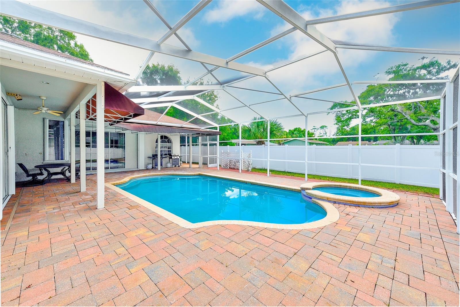 OAKHURST RUN SUB - Residential