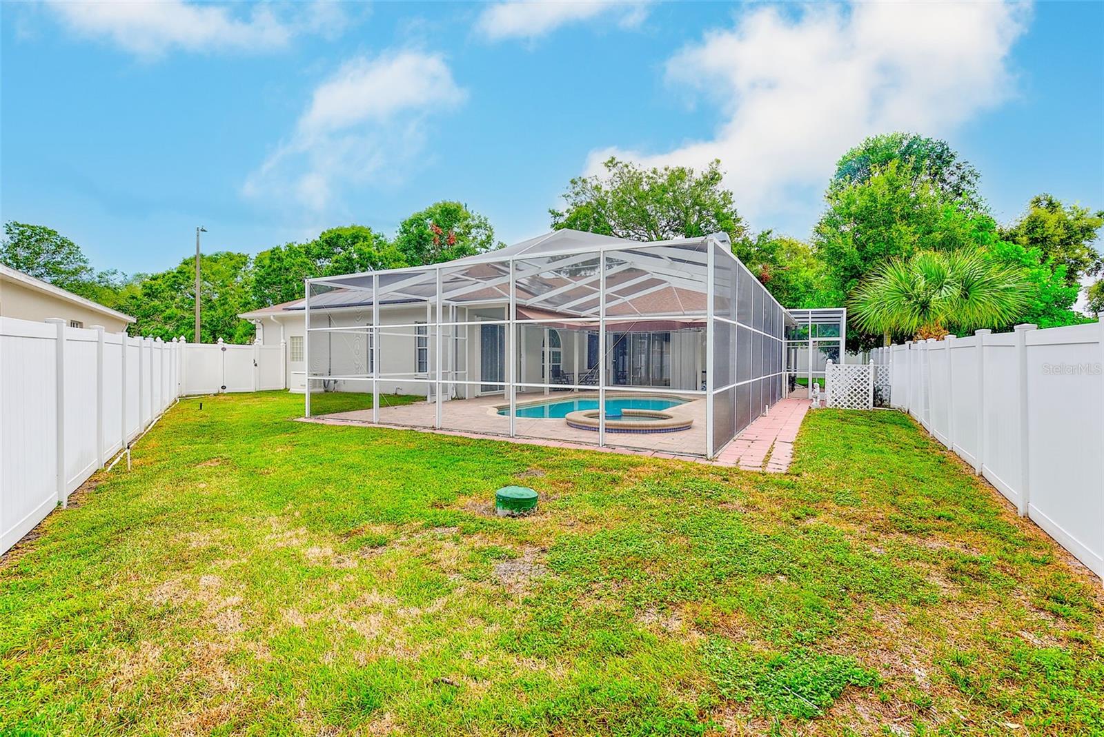OAKHURST RUN SUB - Residential