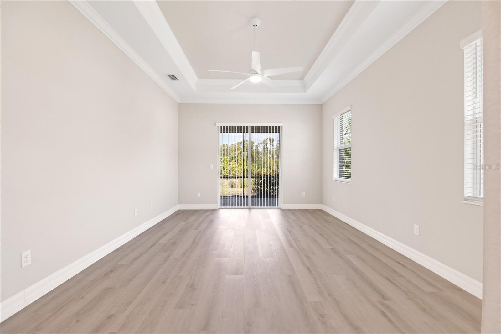 HARBOR WEST - Residential