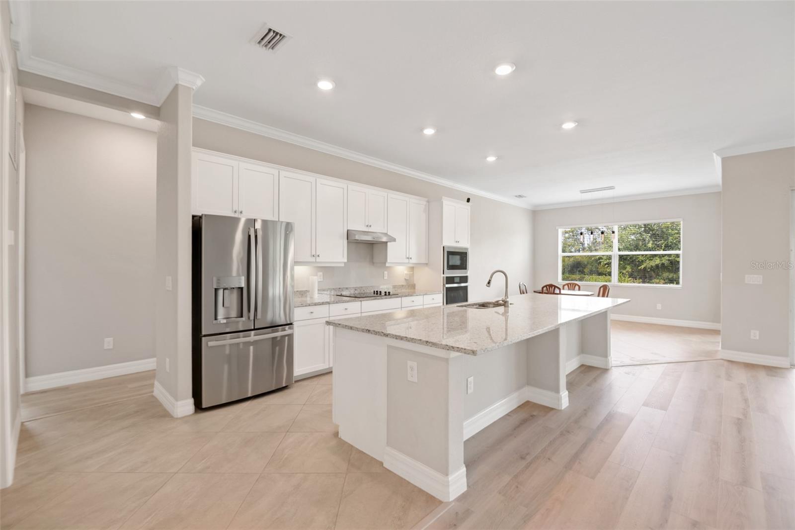 HARBOR WEST - Residential