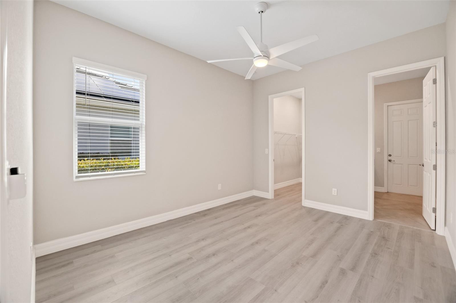 HARBOR WEST - Residential