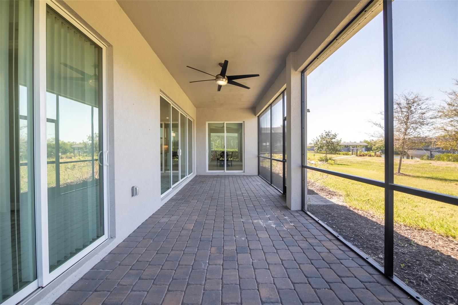 HARBOR WEST - Residential