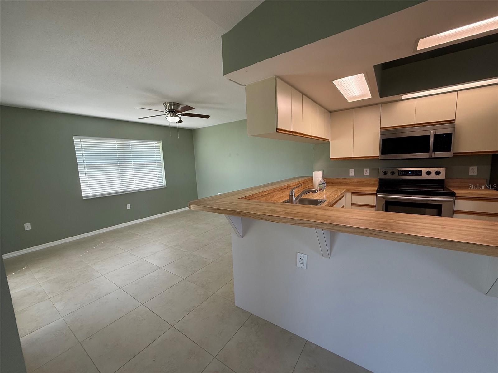 ROTONDA WEST PEBBLE BEACH - Residential Lease