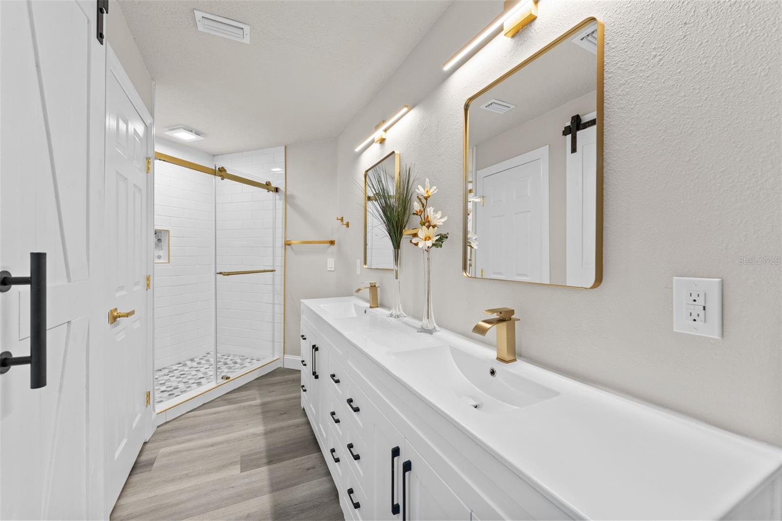 TAMPA HLNDS - Residential