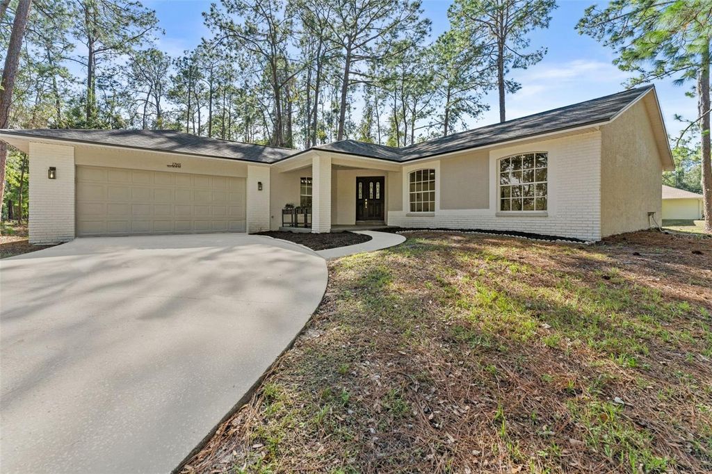 Photo of 27944 Green Willow Run, Wesley Chapel, FL 33544 (MLS # TB8447171)