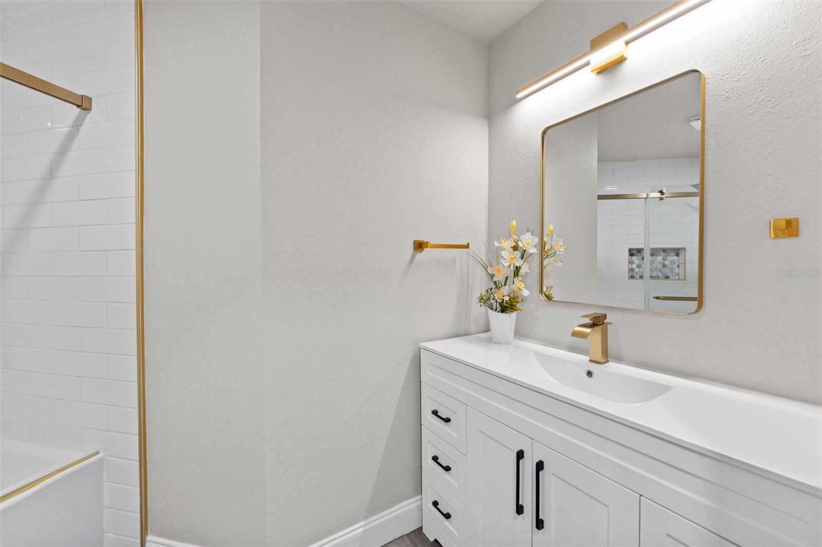 TAMPA HLNDS - Residential