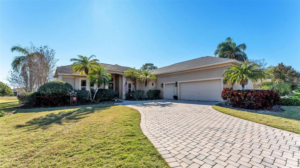 Photo of 845 Osprey Landing Drive, Lakeland, FL 33813 (MLS # L4957946)