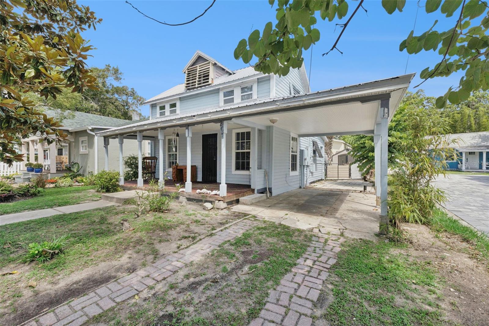 207 MARY AVENUE