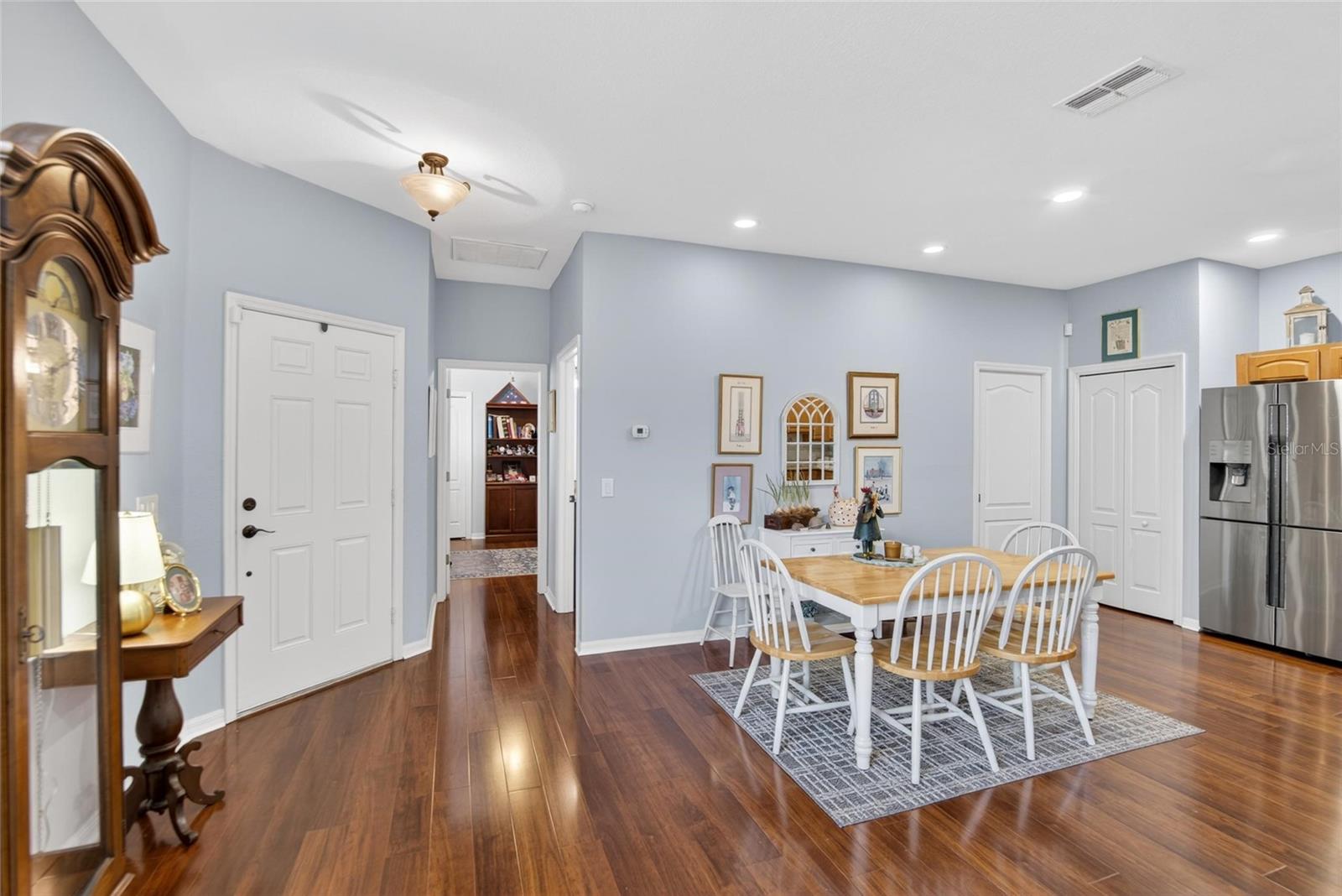 EAGLE GREENS CONDO/WALDEN LAKE - Residential