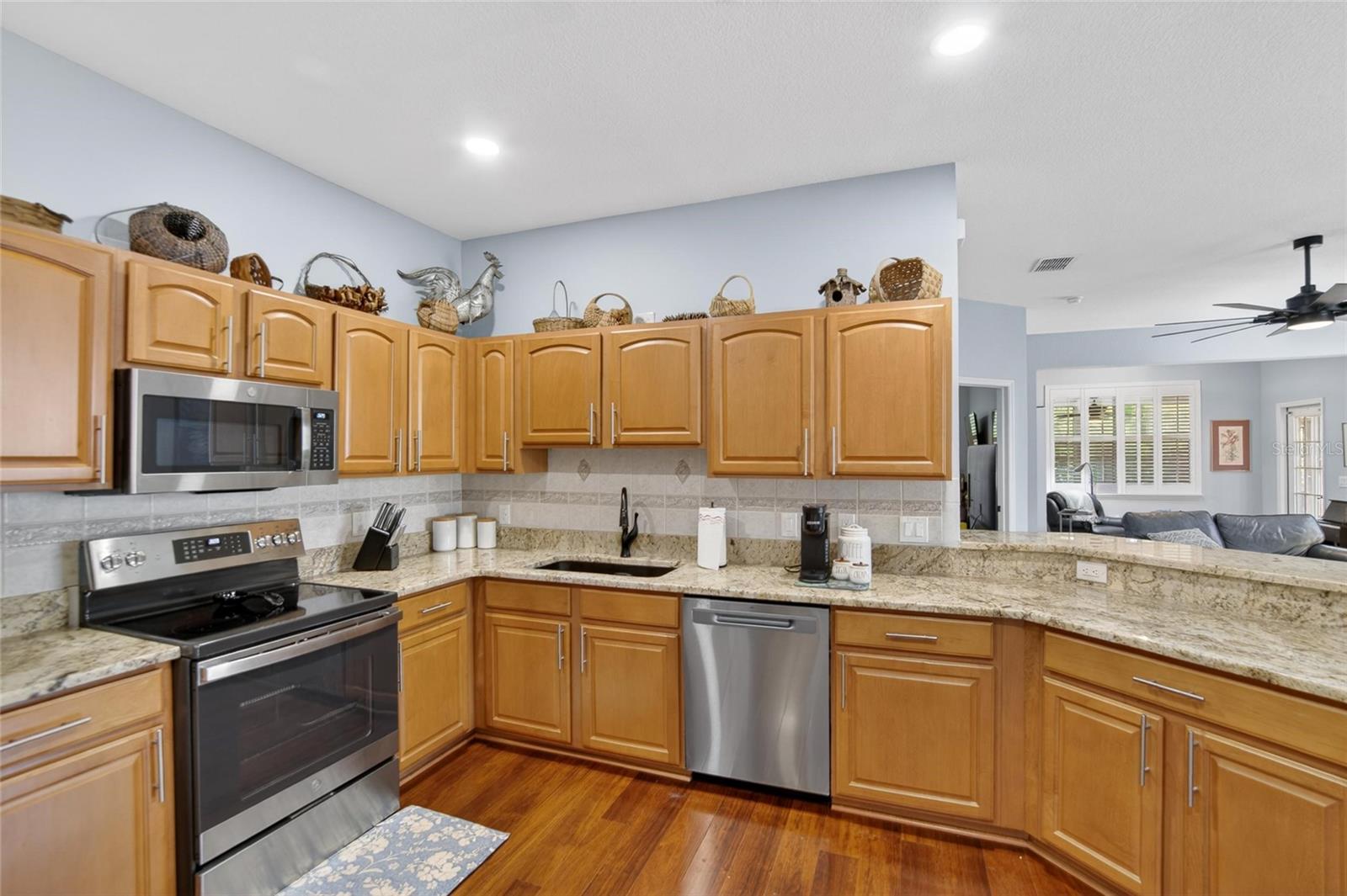 EAGLE GREENS CONDO/WALDEN LAKE - Residential