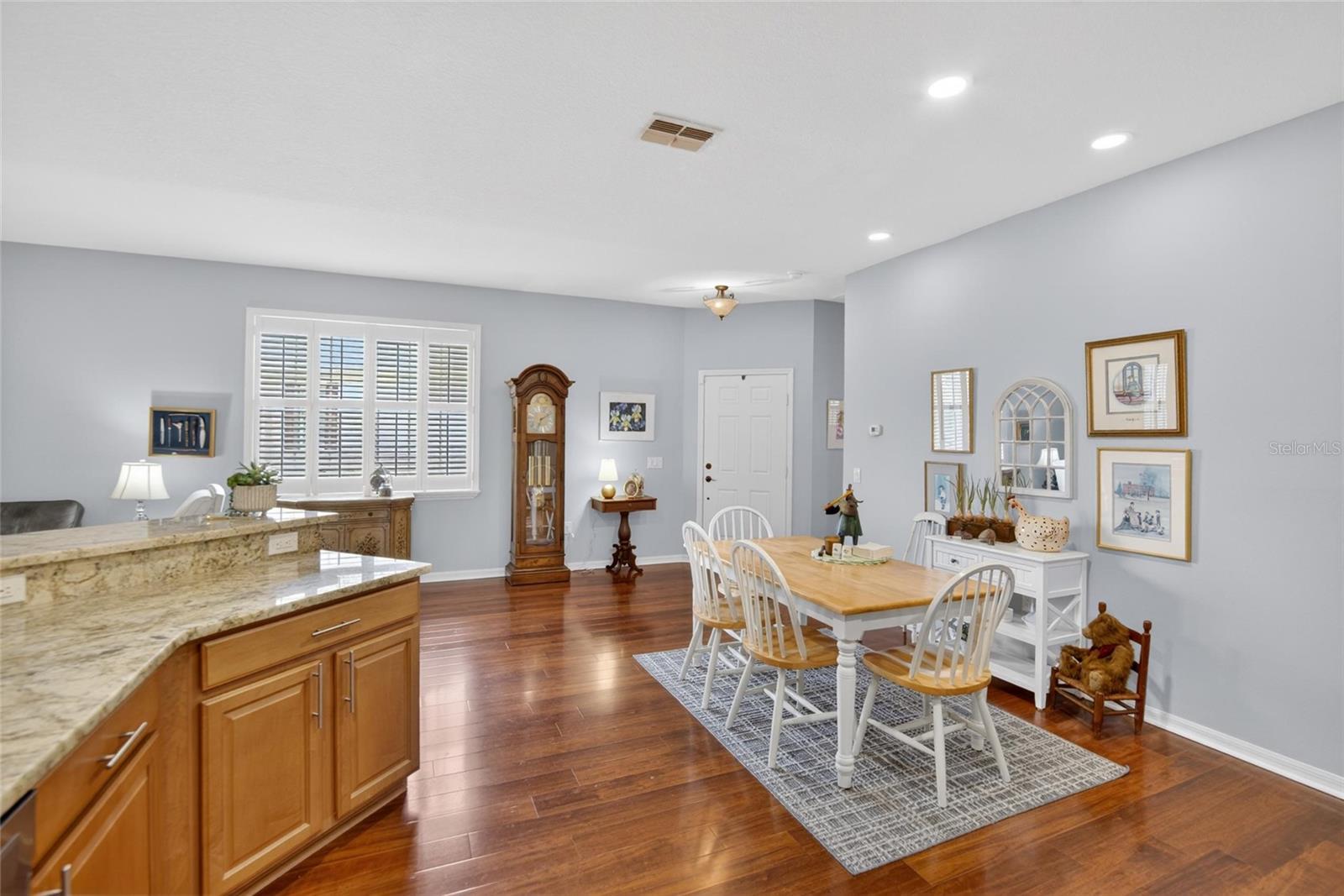 EAGLE GREENS CONDO/WALDEN LAKE - Residential