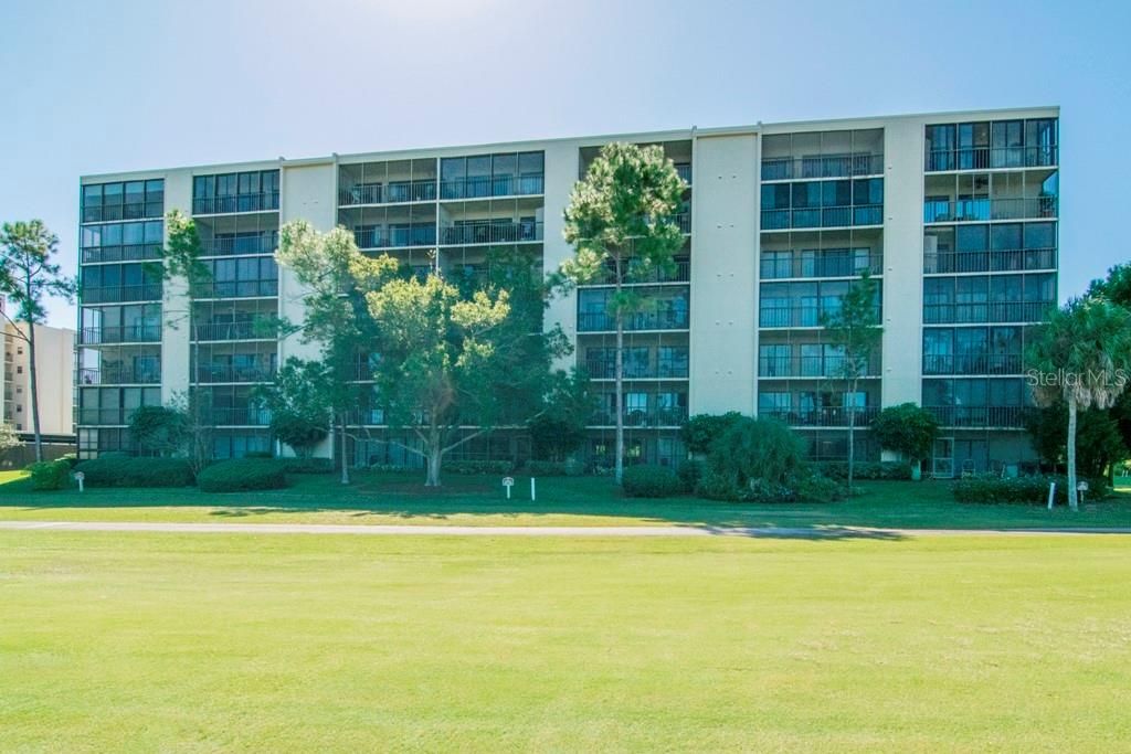 Photo of 3300 Cove Cay Drive #1C, Clearwater, FL 33760 (MLS # TB8530090)