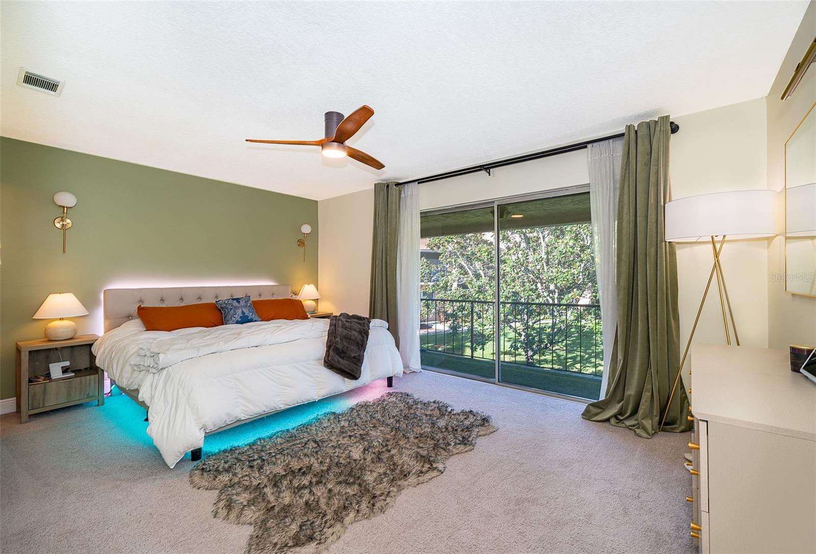 PARK LAKE TWNHS - Residential