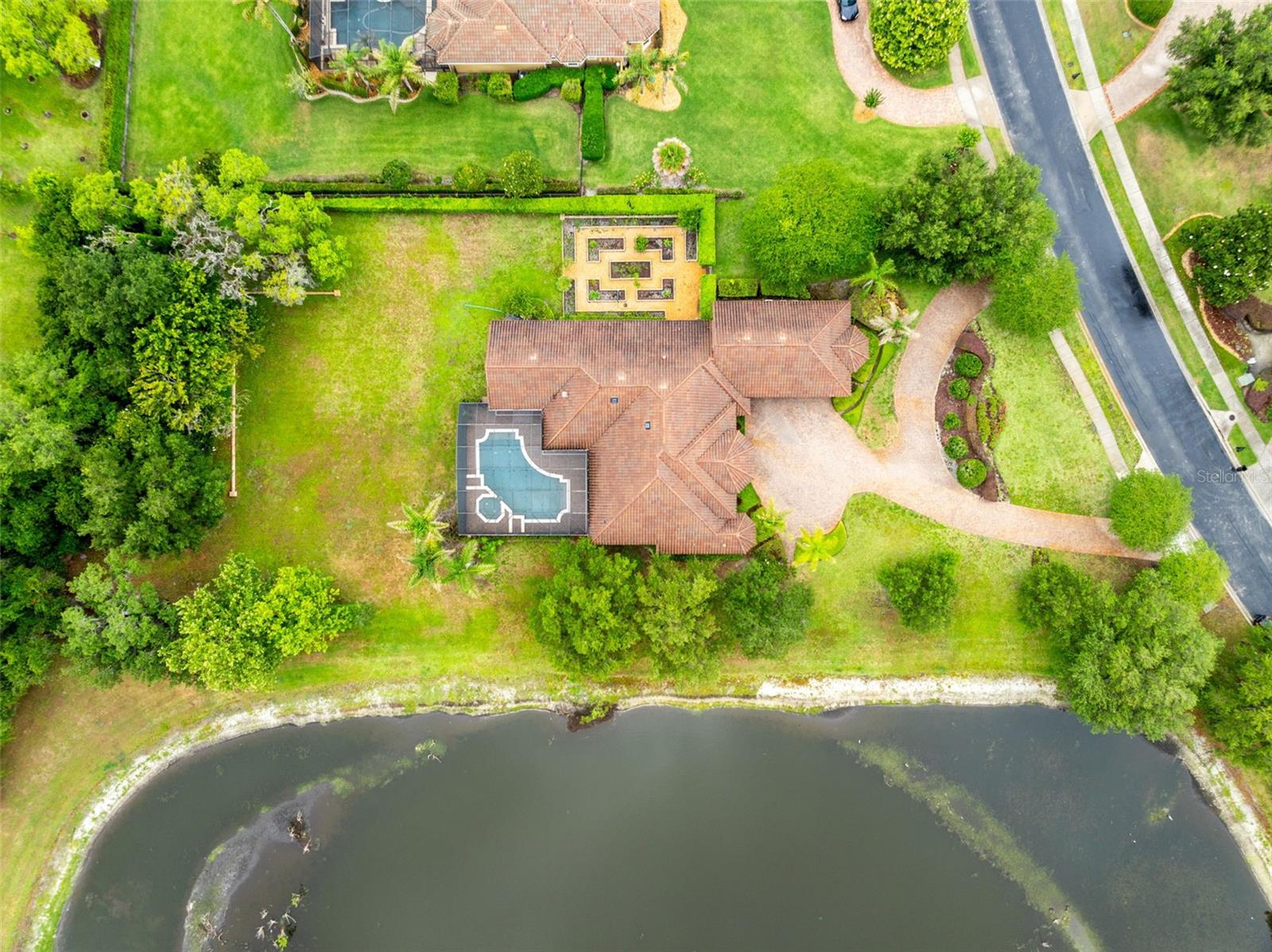 LAKE MARKHAM PRESERVE - Residential
