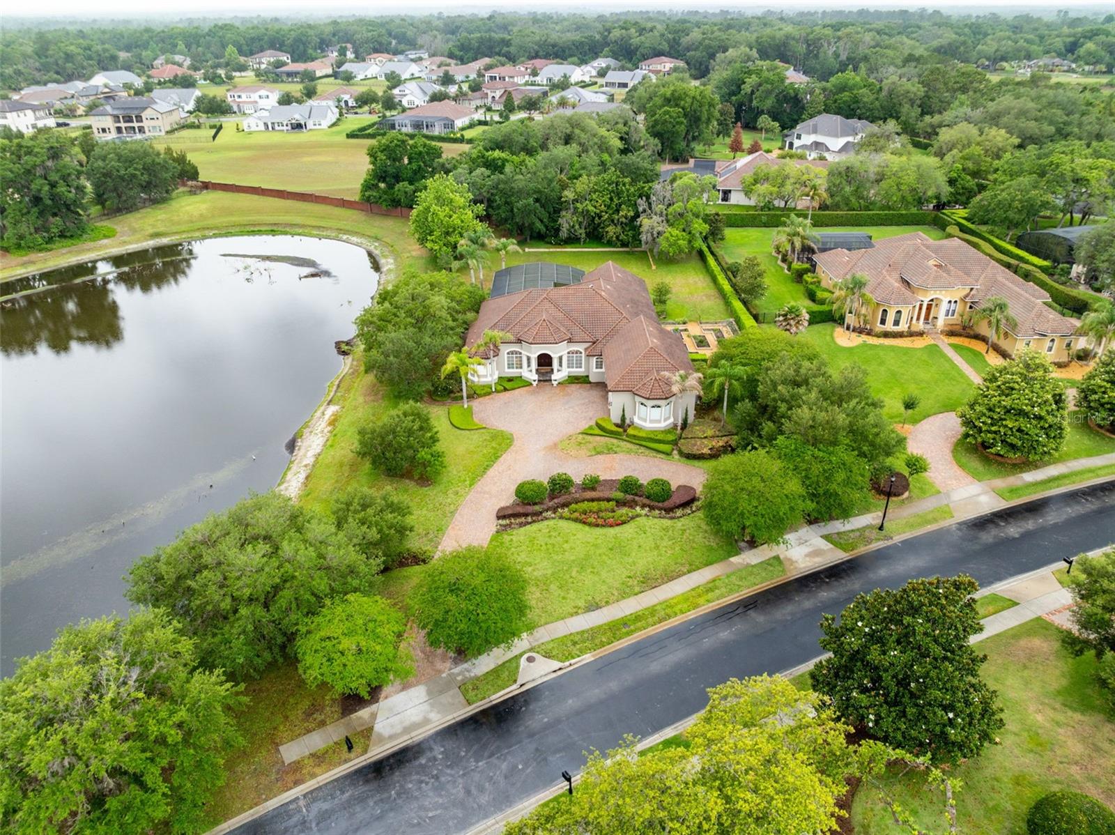 LAKE MARKHAM PRESERVE - Residential