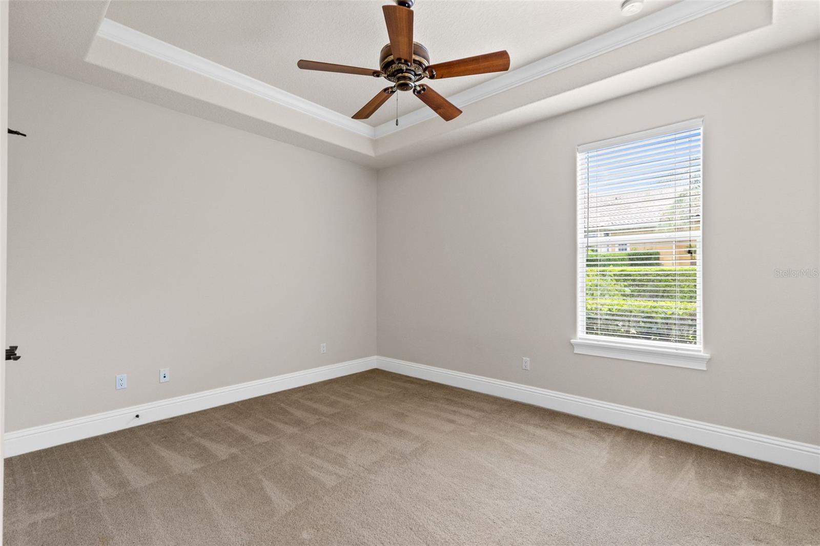 LAKE MARKHAM PRESERVE - Residential