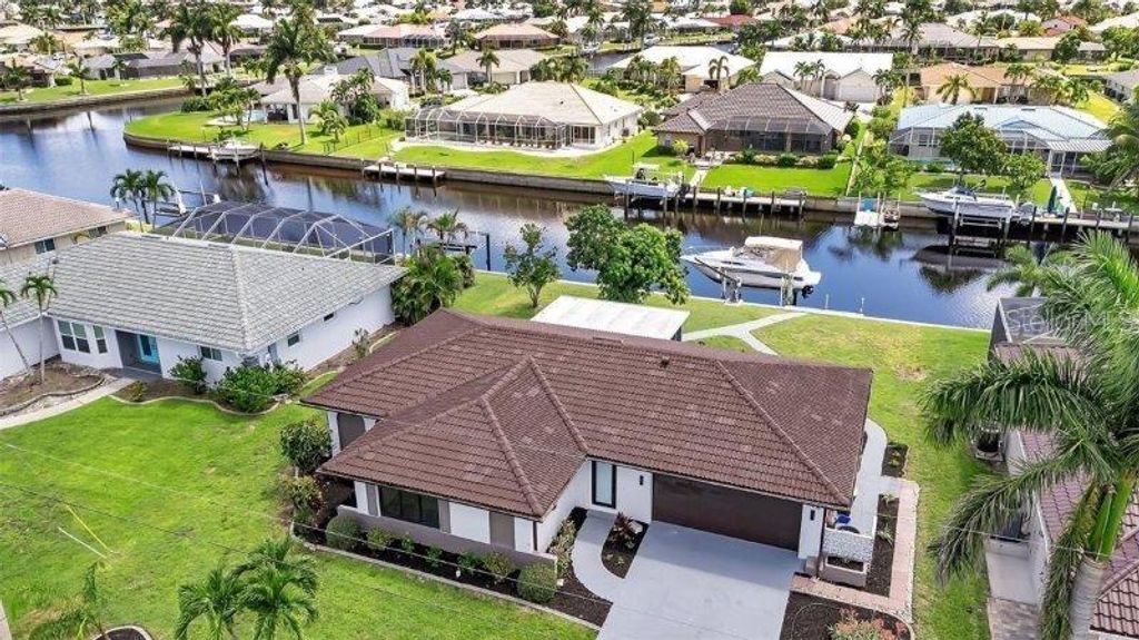 Photo of 618 Santa Margerita Lane, Punta Gorda, FL 33950 (MLS # C7505880)