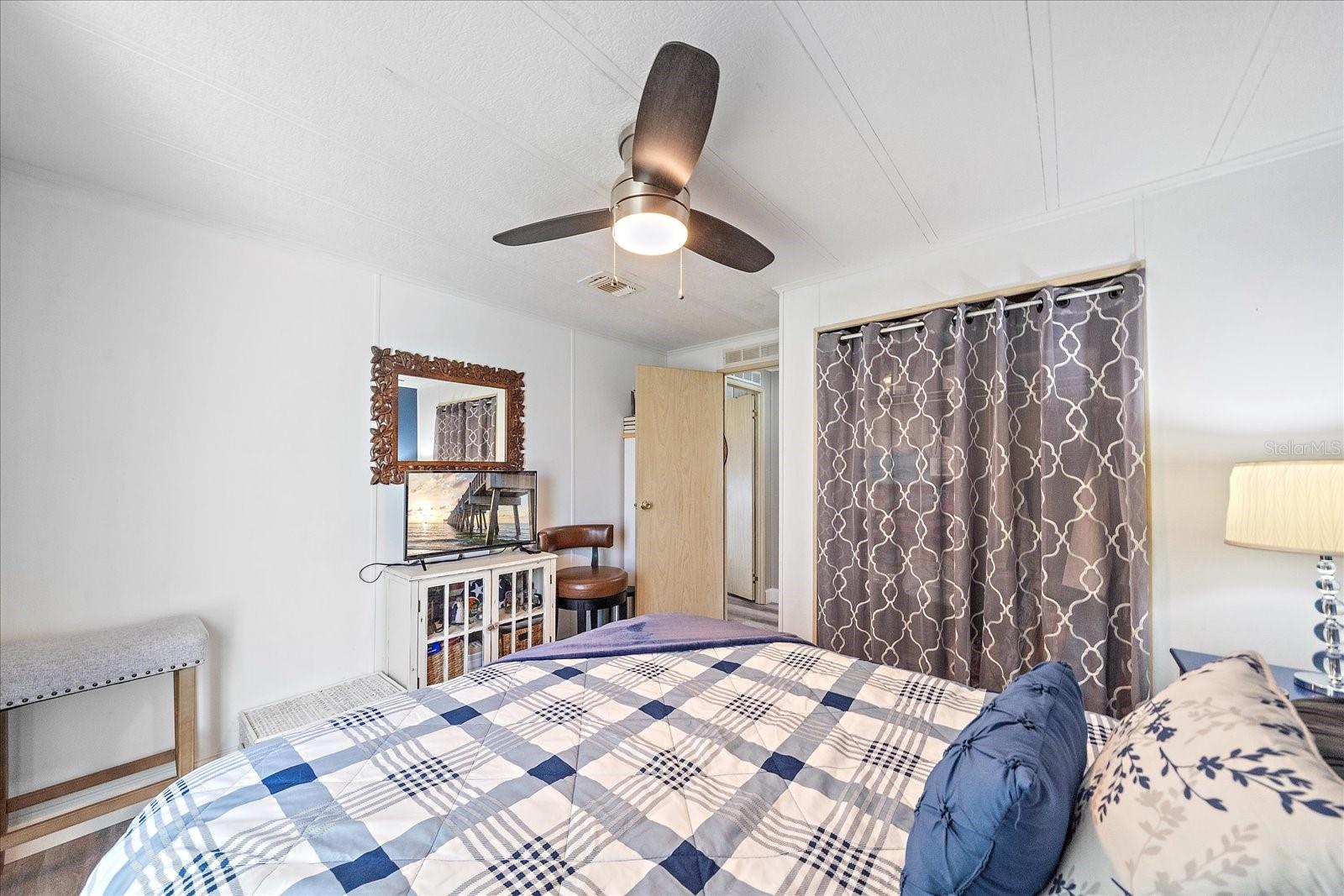 LEISURE LAKE MOBILE HOME PARK CO-OP - Residential