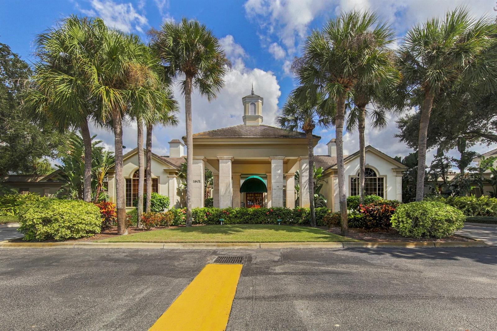 BOCA ROYALE PH 1 - Residential