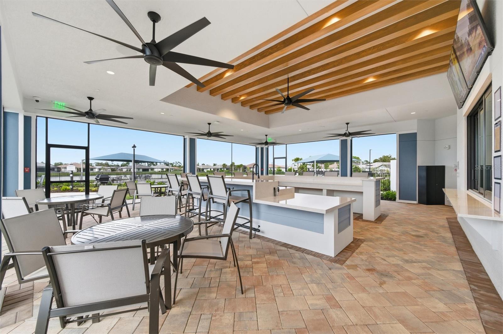 ARBOR OAKS/THE WOODLANDS - Residential