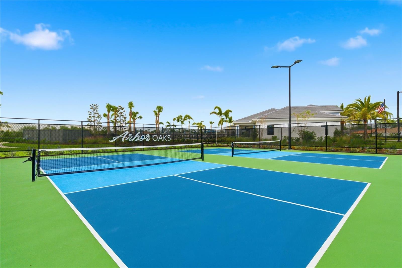 ARBOR OAKS/THE WOODLANDS - Residential