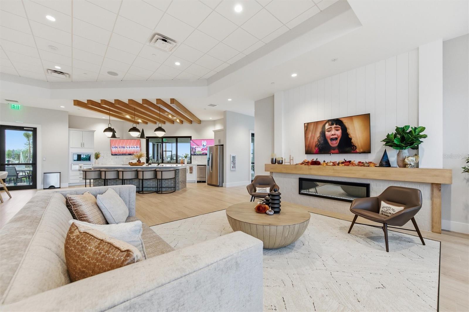 ARBOR OAKS/THE WOODLANDS - Residential