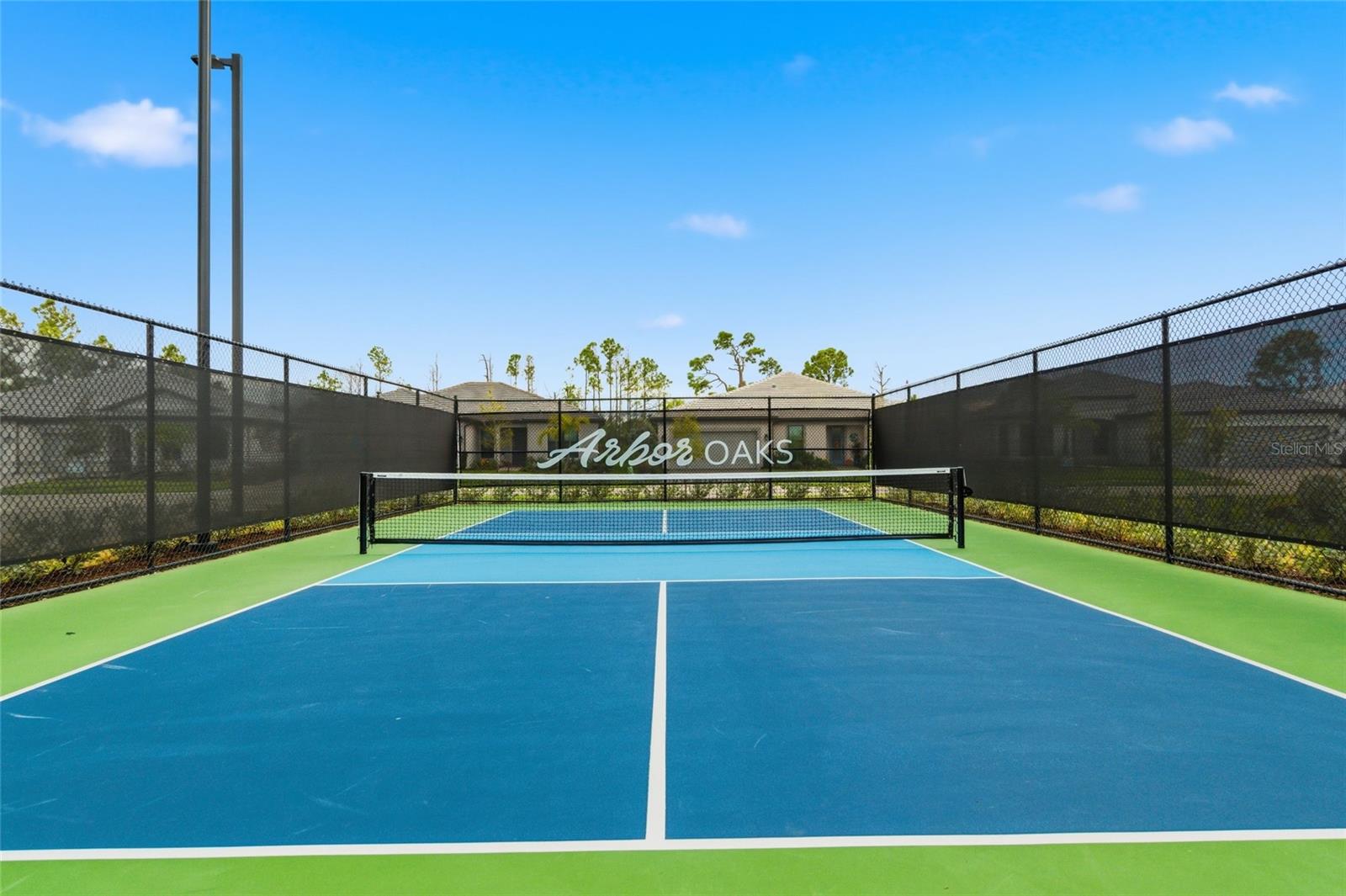 ARBOR OAKS/THE WOODLANDS - Residential