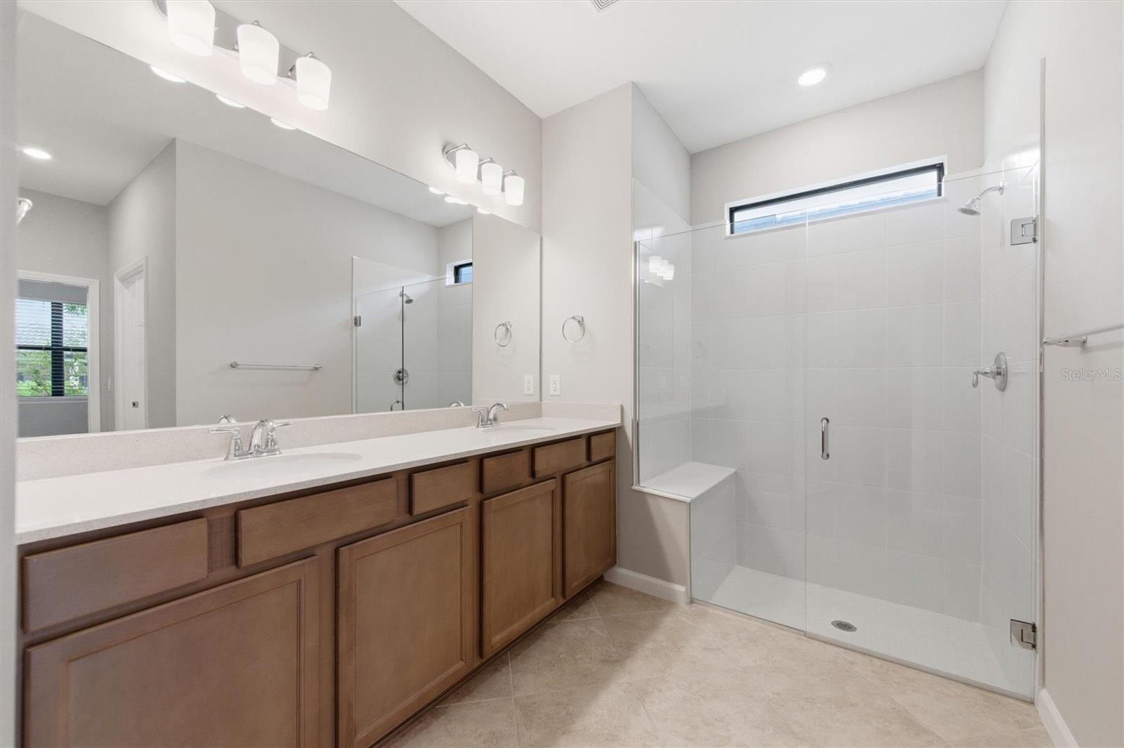 ARBOR OAKS/THE WOODLANDS - Residential