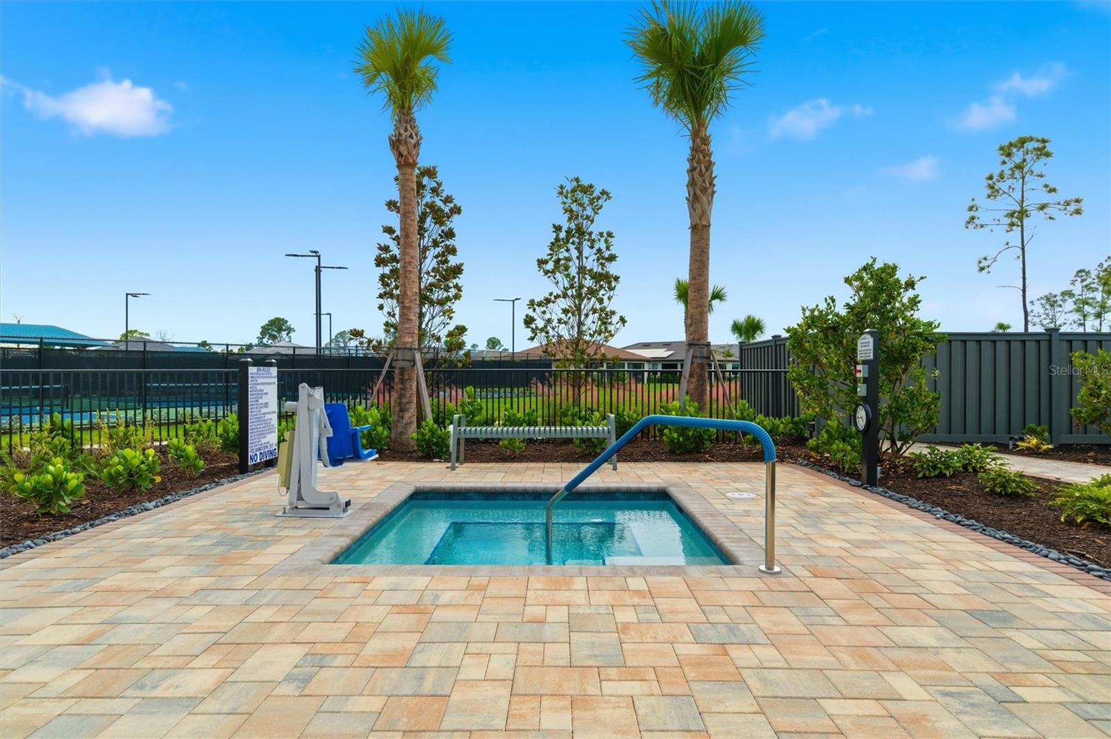 ARBOR OAKS/THE WOODLANDS - Residential