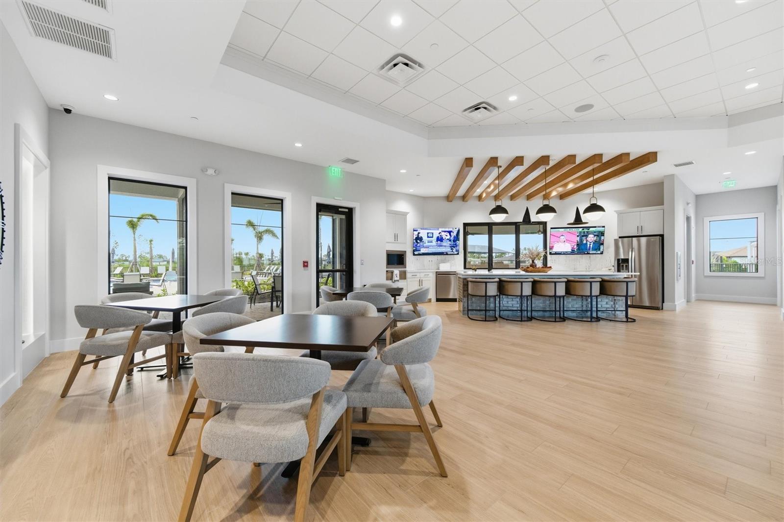 ARBOR OAKS/THE WOODLANDS - Residential