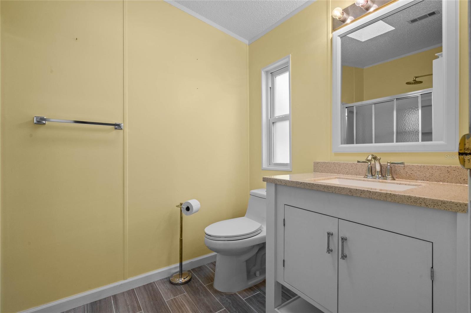 TAVARES IMPERIAL MOBILE TERRACE UNIT 04B - Residential