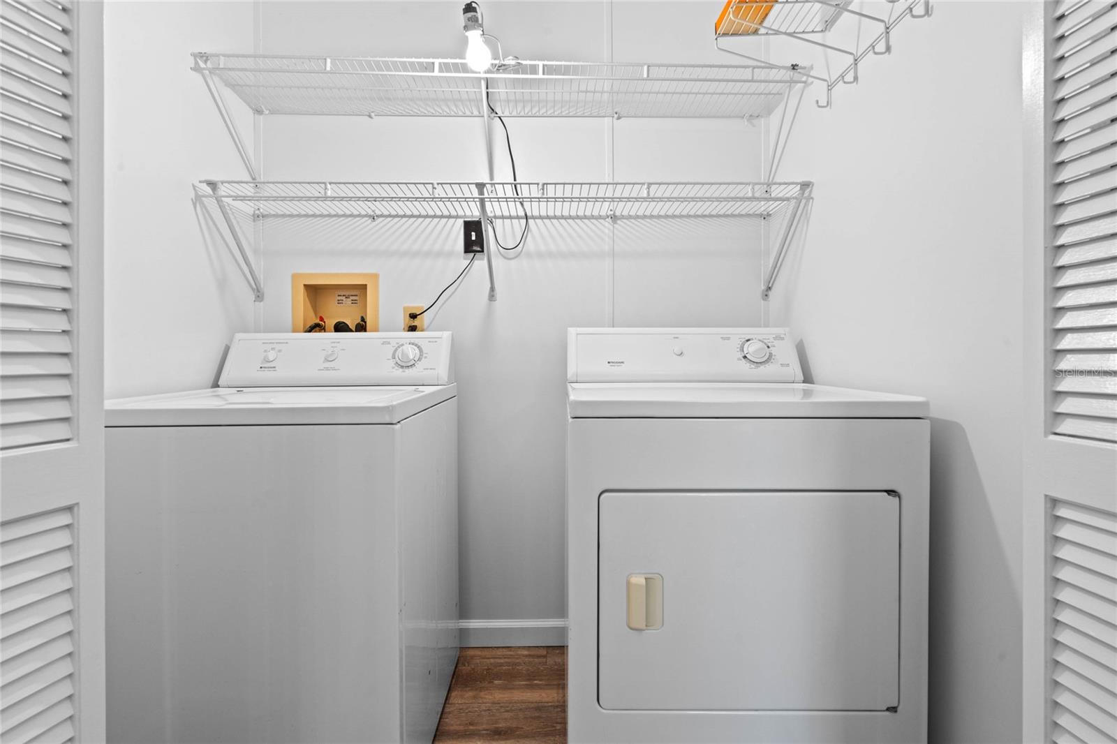 TAVARES IMPERIAL MOBILE TERRACE UNIT 04B - Residential