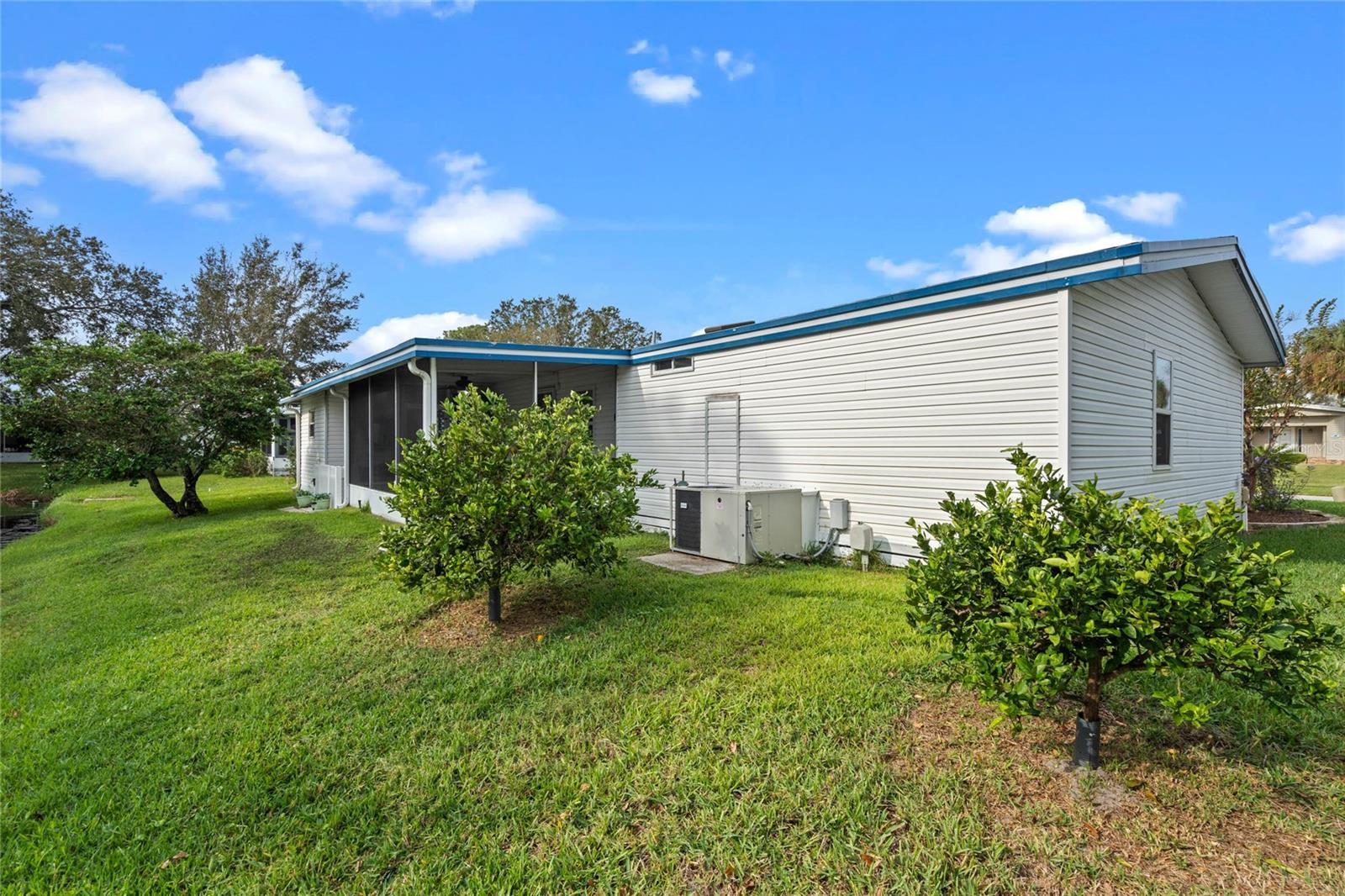 TAVARES IMPERIAL MOBILE TERRACE UNIT 04B - Residential