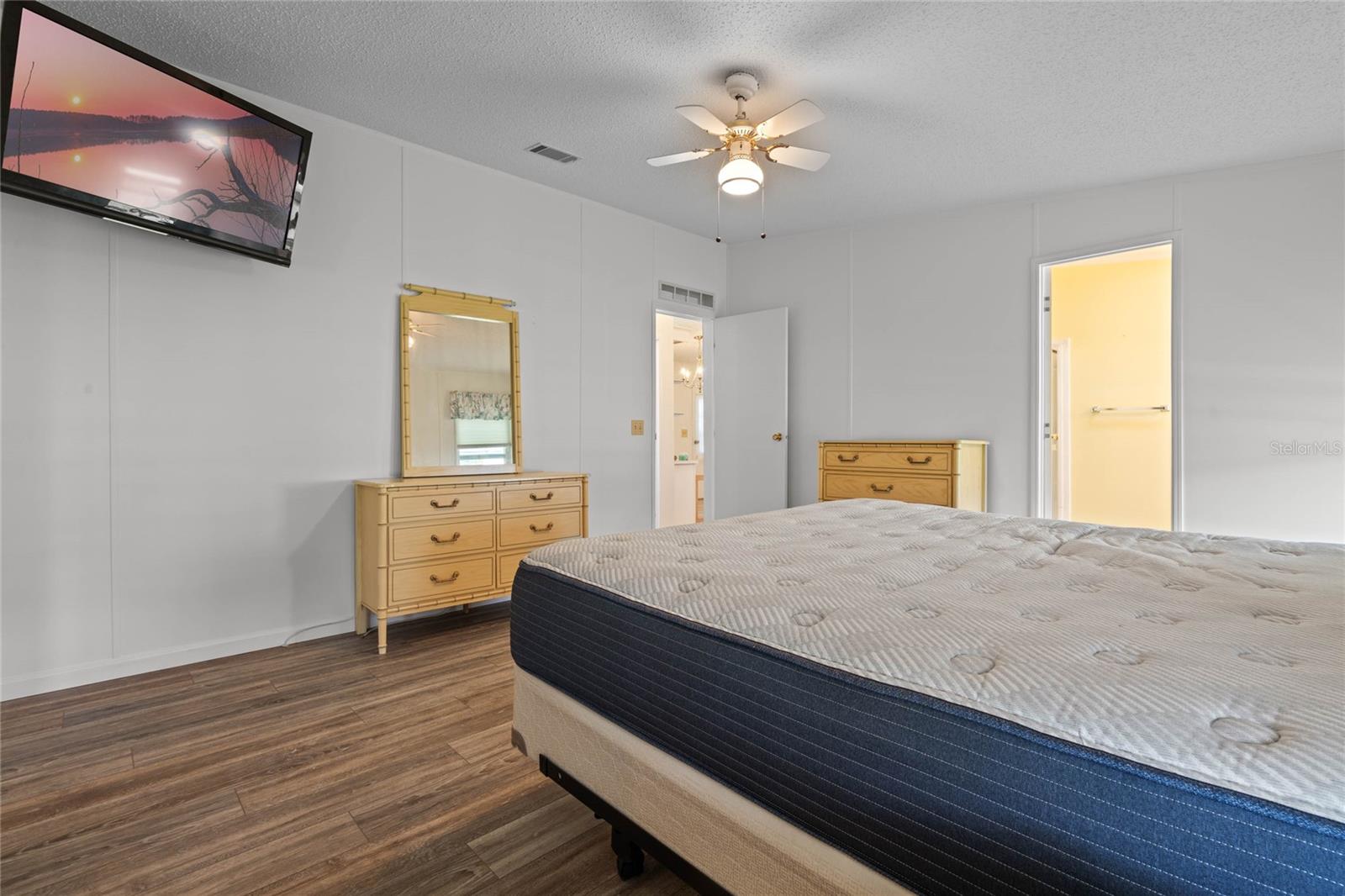 TAVARES IMPERIAL MOBILE TERRACE UNIT 04B - Residential