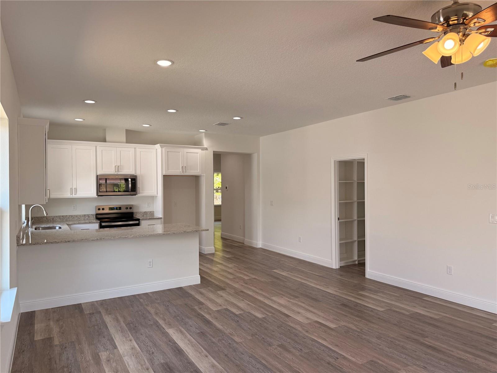 PINE LEVEL - Residential