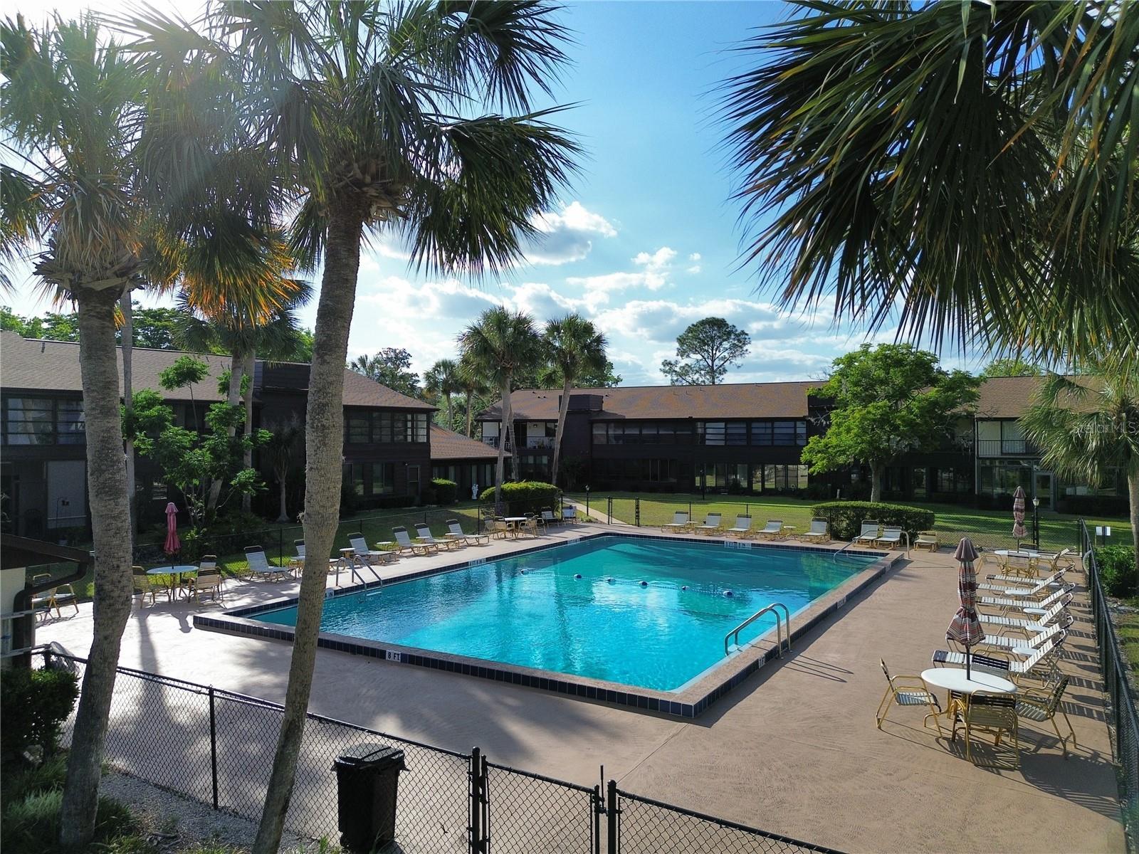 FAIRWAYS/SILVER SPG SHRS 6 BLD - Residential