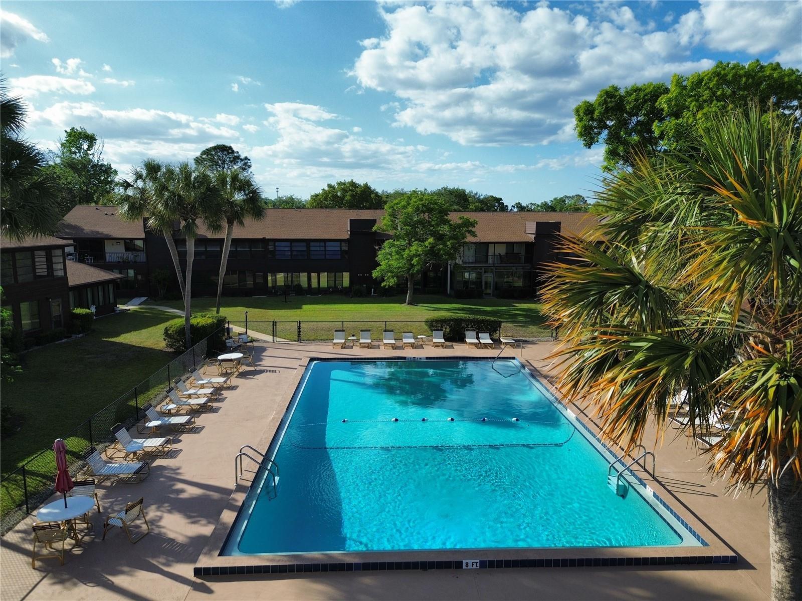 FAIRWAYS/SILVER SPG SHRS 6 BLD - Residential