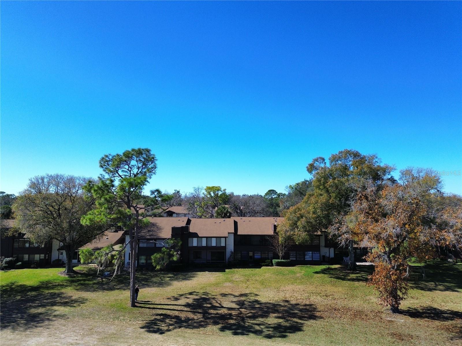 FAIRWAYS/SILVER SPG SHRS 6 BLD - Residential