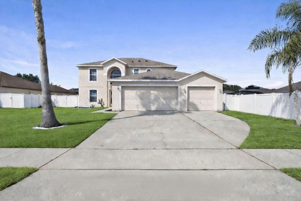 Photo of 1643 Ridgemoor Drive, Mascotte, FL 34753 (MLS # O6380120)